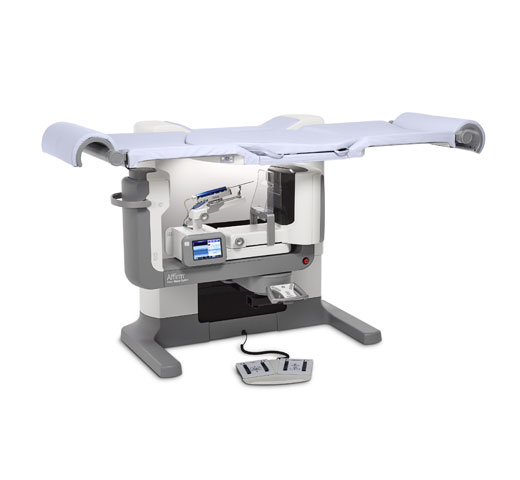 Affirm® Prone Breast Biopsy System mot vit bakgrund