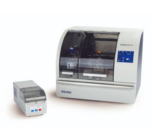 Hologic Cellient® Automated Cell Block System mot vit bakgrund